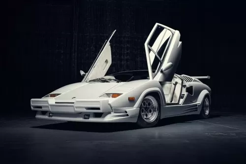 《华尔街之狼》电影 Lamborghini Countach 车款即将展开拍卖