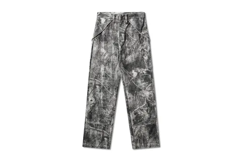 Wrangler 与 ROA 重新演绎 FW26 牛仔工装