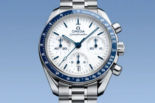 OMEGA 让 Speedmaster 38 mm 系列更贴近经典 Moonwatch 设计基因
