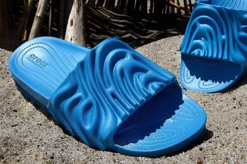 Salehe Bembury × Crocs Pollex Slides 最新配色「Tashmoo」发布