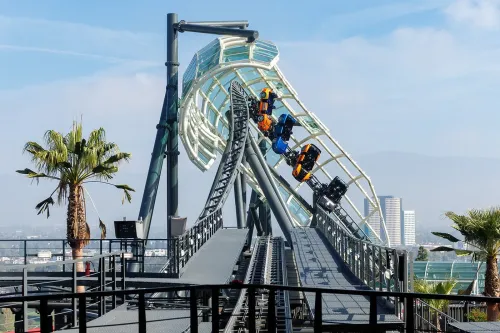 Universal Studios Hollywood《Fast & Furious:》Hollywood Drift 将于 9 月 16 日开幕