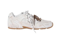 Miu Miu × New Balance 530 SL 运动鞋回归 SS26，携全新配色登场