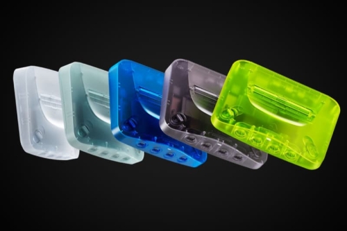Analogue 复刻失落 N64 史：限量推出原型配色透明 3D 主机