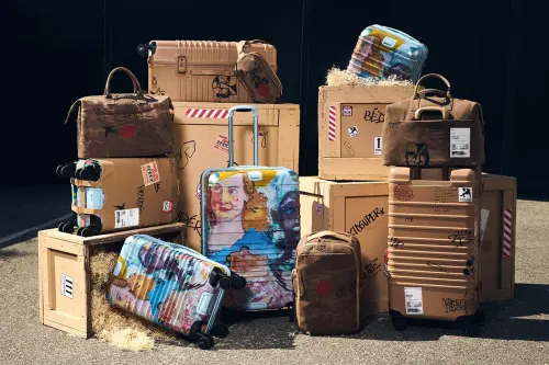 KidSuper 携手 BÉIS 推出「Graffiti Cargo」旅行胶囊系列