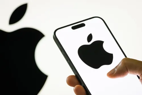内部消息揭示 Apple 对「iPhone Ultra」命名的争议