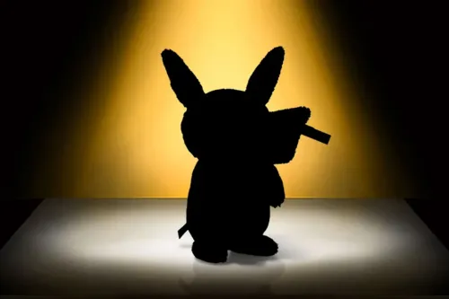 Steiff 推出限量 Pikachu 公仔庆祝 Pokémon 30 周年