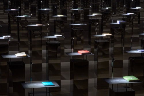 Jil Sander 携手 Apartamento 登场米兰设计周展出「Reference Library」