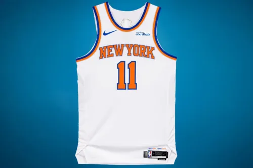 Jalen Brunson 总决赛实战球衣于 Sotheby's 以破纪录 100 万美元成交