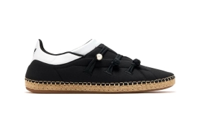 抢先近赏 CLOT × adidas Qi Flow 全新联名鞋款