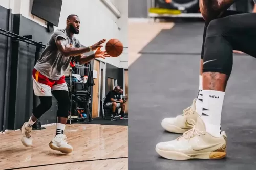LeBron James 率先着用最新世代战靴 Nike LeBron 21