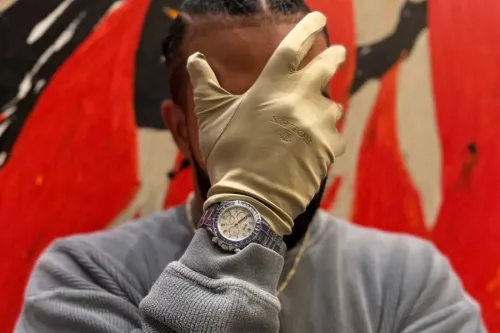 Rolex 向 Drake 送赠全球仅此一枚的定制「Ice Gradient」Daytona
