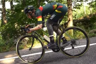 Kith × Cinelli Supercorsa 联名自行车登场，配套骑行装备同步推出