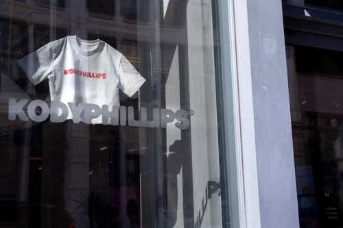 SoHo TurboTax 以店内时装展览盛大庆祝纽约时装周登场