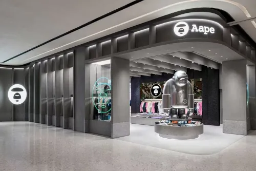 AAPE 中国首家旗舰店登陆上海