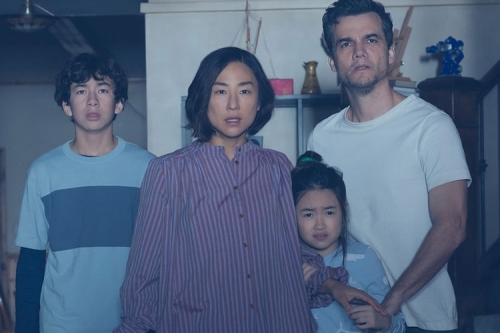 Netflix 公开科幻惊悚新片《The Last House》正式预告