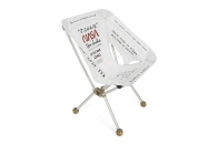 Tom Sachs 携手 Helinox 推出全新 J.Chair 折叠椅