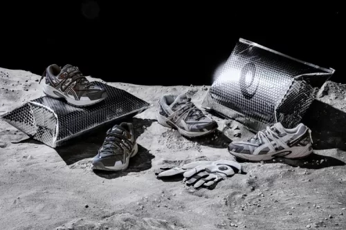 ASICS GEL-KAHANA TR V2「MOON PACK」限定套装登场