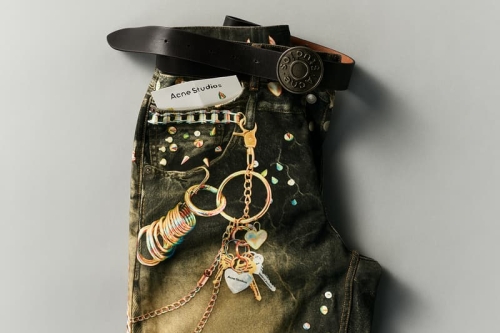 Acne Studios「Year of the Horse」新春马年胶囊系列　演绎现代马术优雅