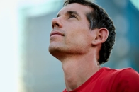 Alex Honnold 成功挑战徒手自由独攀中国台北 101