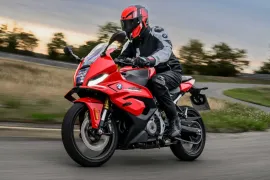 BMW 正式发布具备超级电单车空气动力学之入门级跑车 F 450 RR