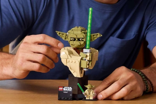 LEGO 推出全新《Star Wars》Master Yoda 半身像　扩展遥远银河收藏宇宙