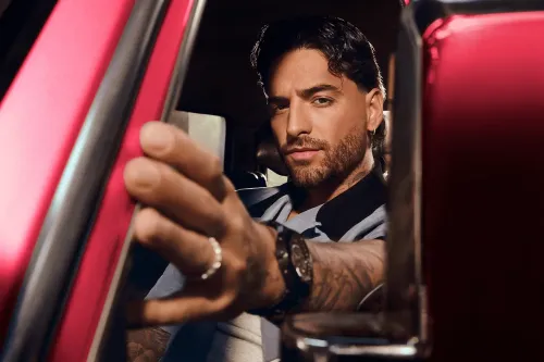 Maluma 加入 Hot Wheels 的「Challenge Accepted」企划