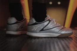Reebok 将 Sidewinder 96 重新推出为生活风格球鞋