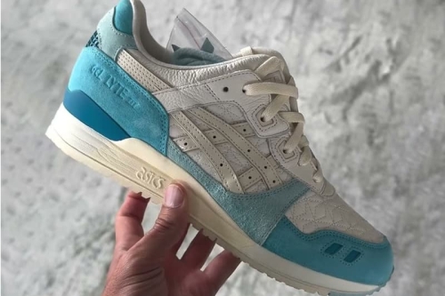 Ronnie Fieg 率先曝光 Kith × ASICS Gel-Lyte III「Blue/White」配色鞋款