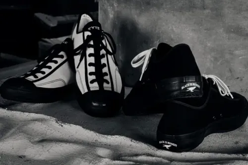 S’YTE × MOONSTAR 001 揭开 Yohji Yamamoto 旗下品牌的鞋履新篇章