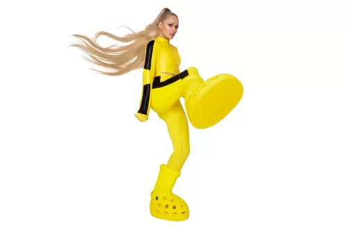 MSCHF × Crocs Big Yellow Boots 联名鞋款发售资讯公布