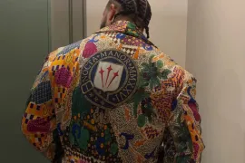 Domenico Formichetti 为 Drake 揭晓定制「NOCTA Manor」真丝睡袍