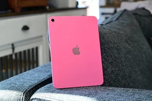 Apple 苹果入门级 iPad 升级换代或推迟至 2027 年初完成