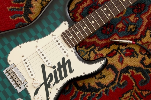 Kith 推出全新客制 Fender 电吉他
