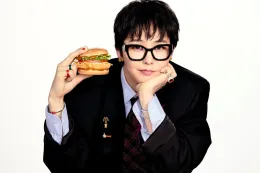McDonald’s 预告将与 G-DRAGON 旗下 PEACEMINUSONE 展开联乘