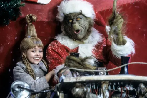 《The Grinch》真人版续集开拍中，Jim Carrey 联同 Ron Howard 再度回归
