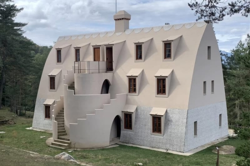 Gaudí 亲自操刀！Xalet del Catllaràs 建筑师身份获官方确认