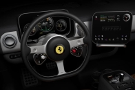法拉利 Ferrari 首款纯电车款定名「Luce」，Jony Ive 亲自操刀内饰首秀