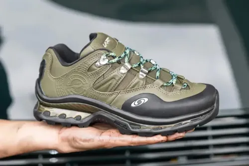 L’Art de L’Automobile × Salomon XT-QUEST 2 联名鞋款率先释出