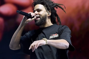 J. Cole 全新专辑《Might Delete Later》即将荣登 Billboard 200 榜首