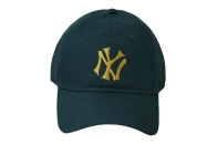 JOURNAL STANDARD × THE STAND × New Era 斜转 25 度的隐藏版帽徽细节