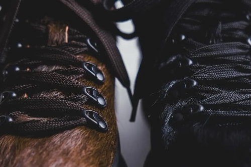 意大利工艺撞上前卫美学:DIEMME × BEAMS 联乘「Cornaro Due Gomma」限定登场