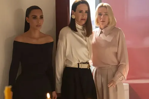 Hulu 释出由 Kim Kardashian 与 Sarah Paulson 主演之《All's Fair》第 2 季官方预告