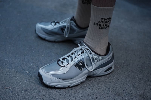 Street Style: 2026 秋冬巴黎时装周街头鞋款特辑