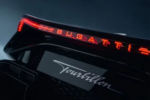 Bugatti Programme Solitaire 极罕见 Chiron One‑Off 目标 2026 登场