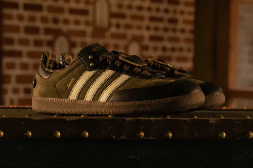Superkicks 重新演绎 adidas Samba 鞋款，打造可穿着的家族「传家宝」