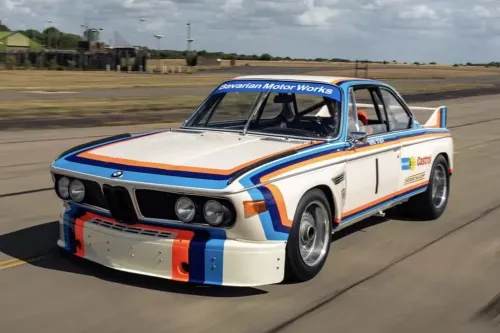 首部 BMW M 房车终于可入手︰1972 年 3.0 CSL Werks 开发原型车正式开售