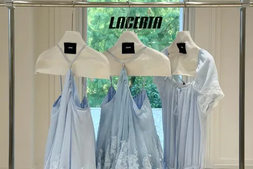 LACERTA 发布 26 秋冬《锡耶纳旧梦与爱情魔药》系列