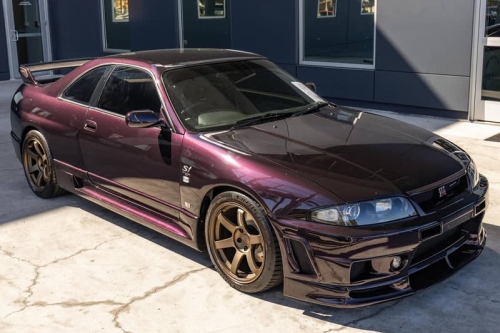 罕有 R33 Nissan Skyline GT‑R NISMO S1 以经典 Midnight Purple 登场拍卖