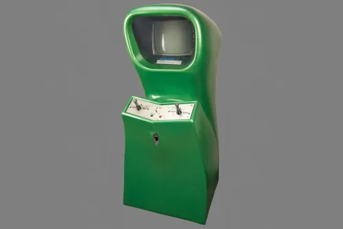 罕见 1973 年双人《Computer Space》街机机台现于 RR Auction 上拍