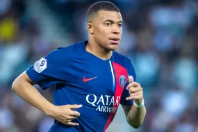 沙特阿拉伯俱乐部 Al-Hilal 向 Kylian Mbappé 开出破纪录 €3 亿欧元转会费报价